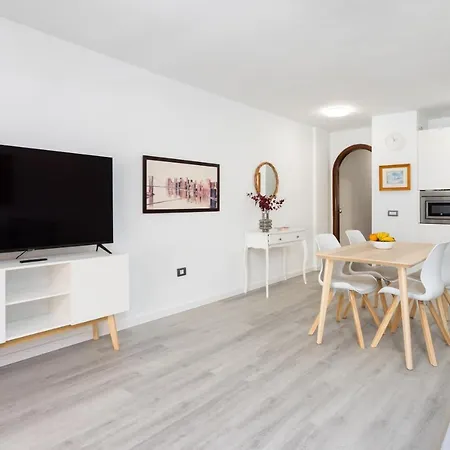 公寓 Home2book Comfy Terrace Cristianos 洛斯克里斯蒂亚诺斯