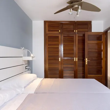 公寓 Home2book Comfy Terrace Cristianos 洛斯克里斯蒂亚诺斯
